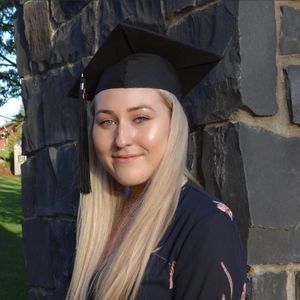 Meet your Posher, Natalie